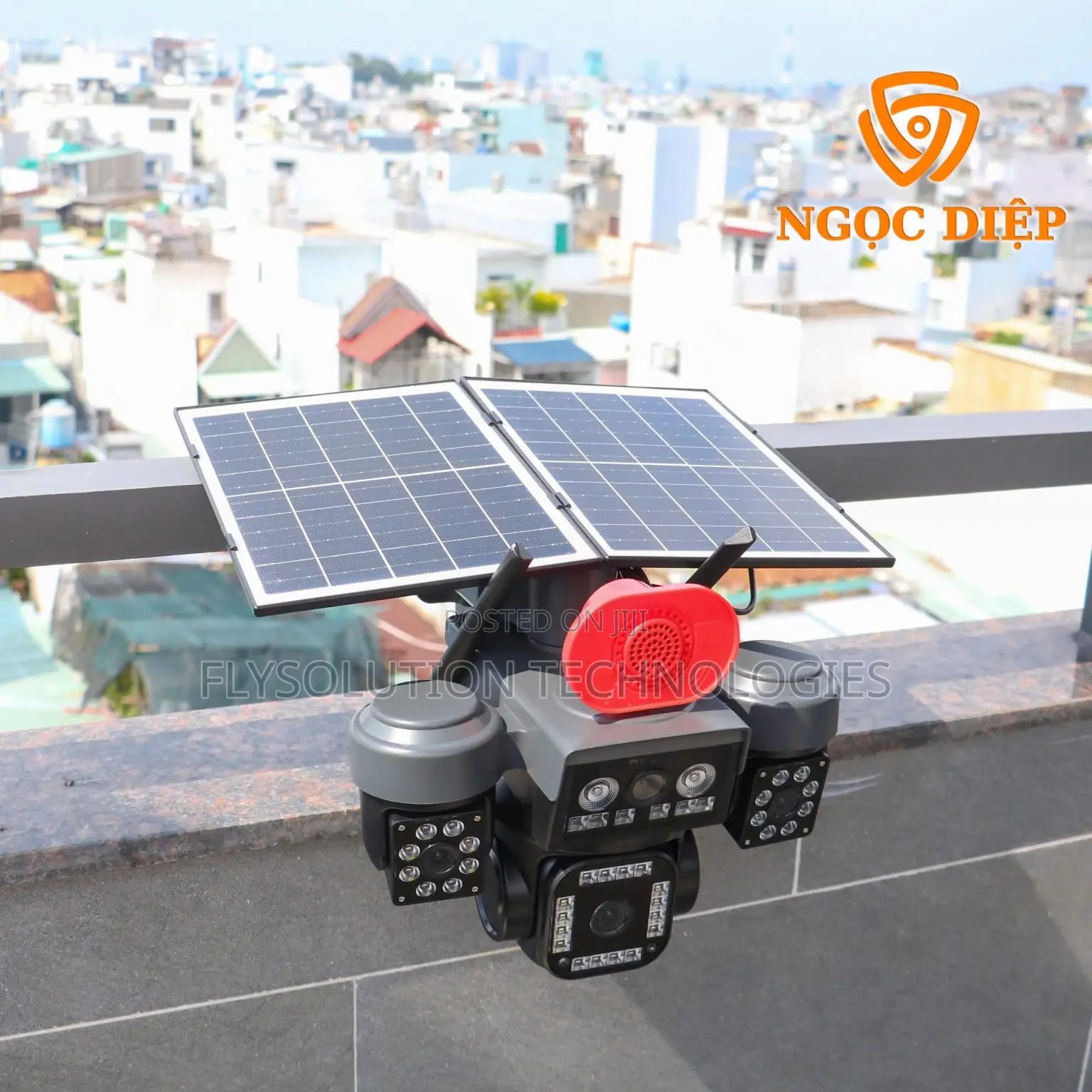 4 Lens V560-Hieasy-4g Premium Four Lens Solar Powered Quad Camera