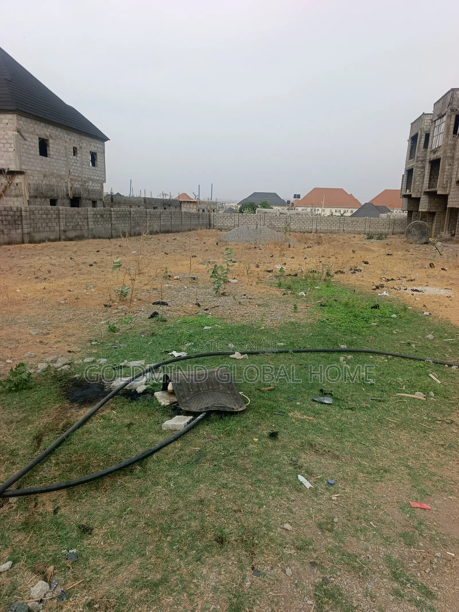 8500 Square Meters of Mixed-Use Land for Sale in Gwarinpa Main