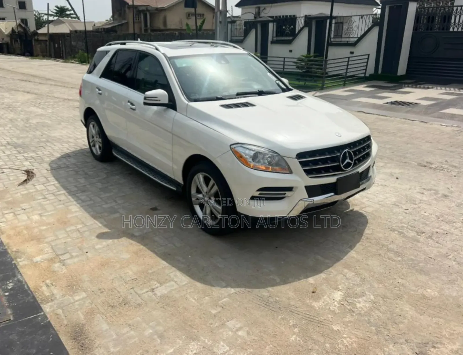 Mercedes-Benz M Class ML350 4MATIC 4dr SUV AWD (3.5L 6cyl 7A) 2014