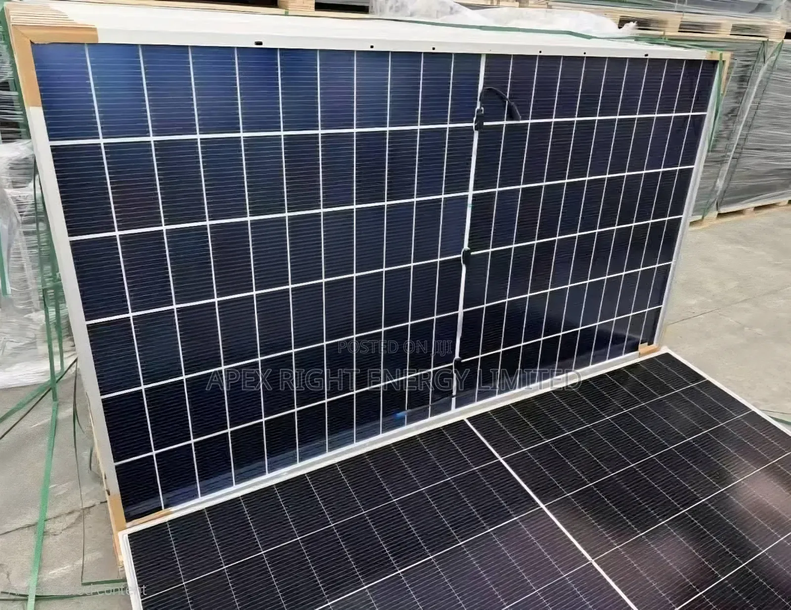 610watts Jinko Bi-Facial Solar Panel