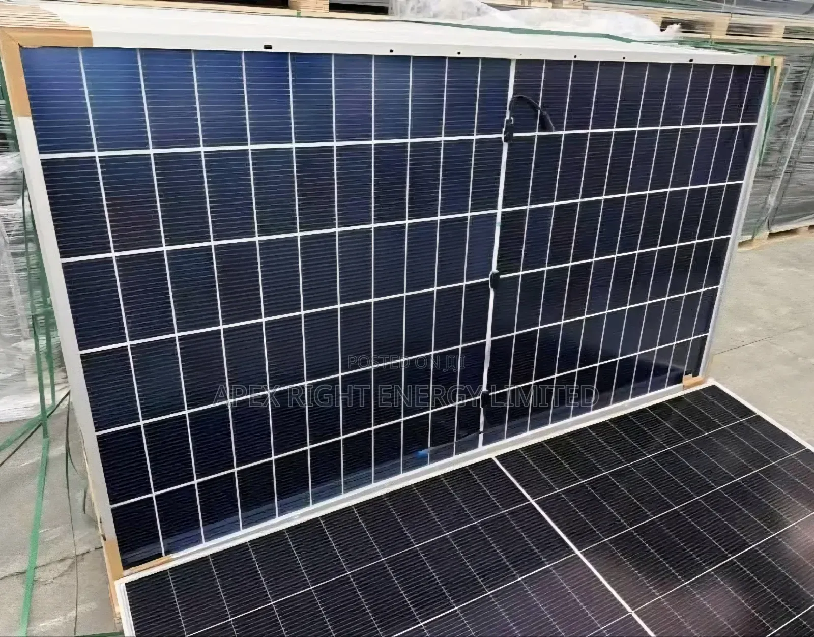 610watts Jinko Solar Panel Bi-facial