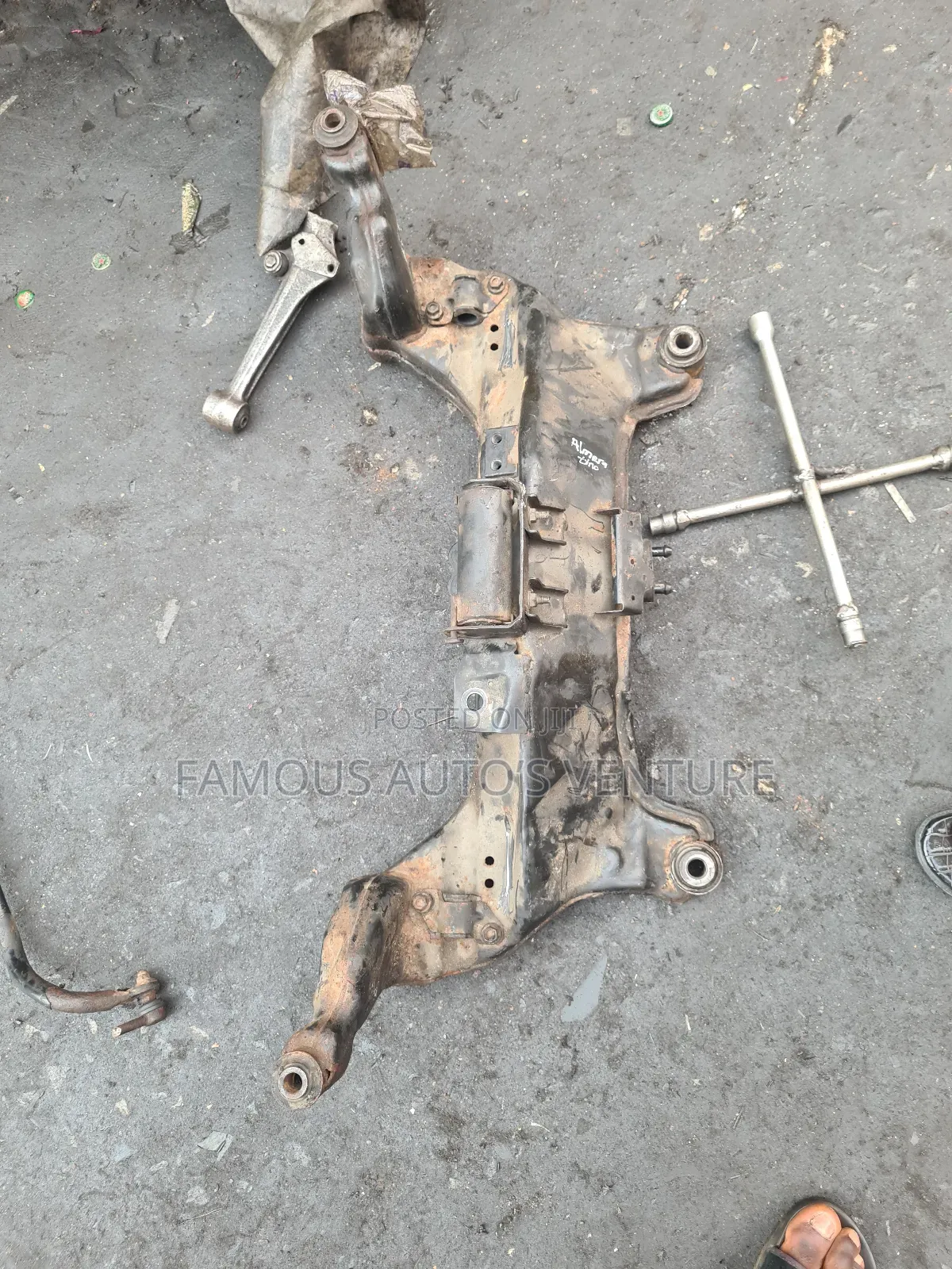 Beam Nissan Primera 2.0 2005