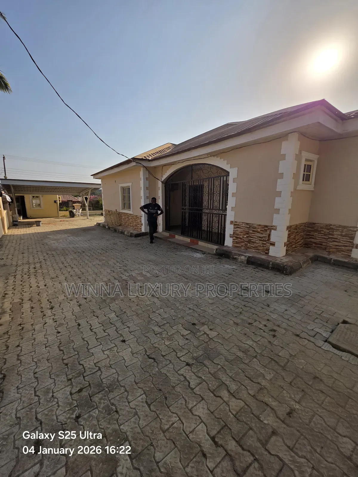 3bdrm Bungalow in Along Voice Of, Lugbe District for sale