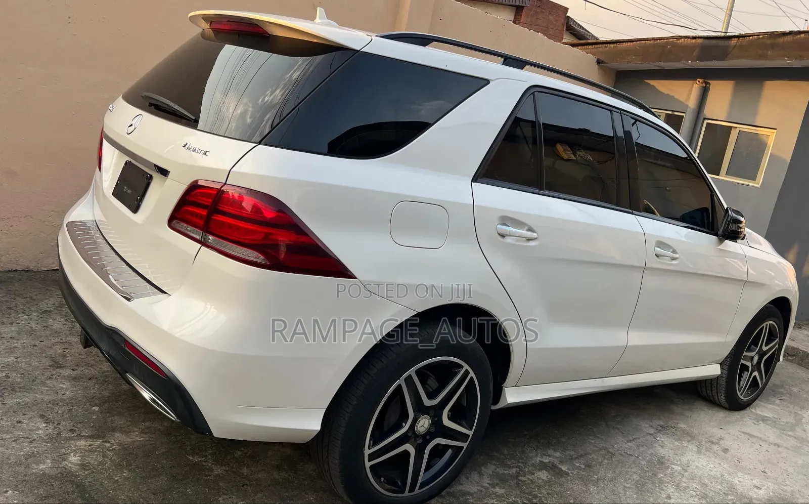 Mercedes-Benz GLE-Class 2017 White