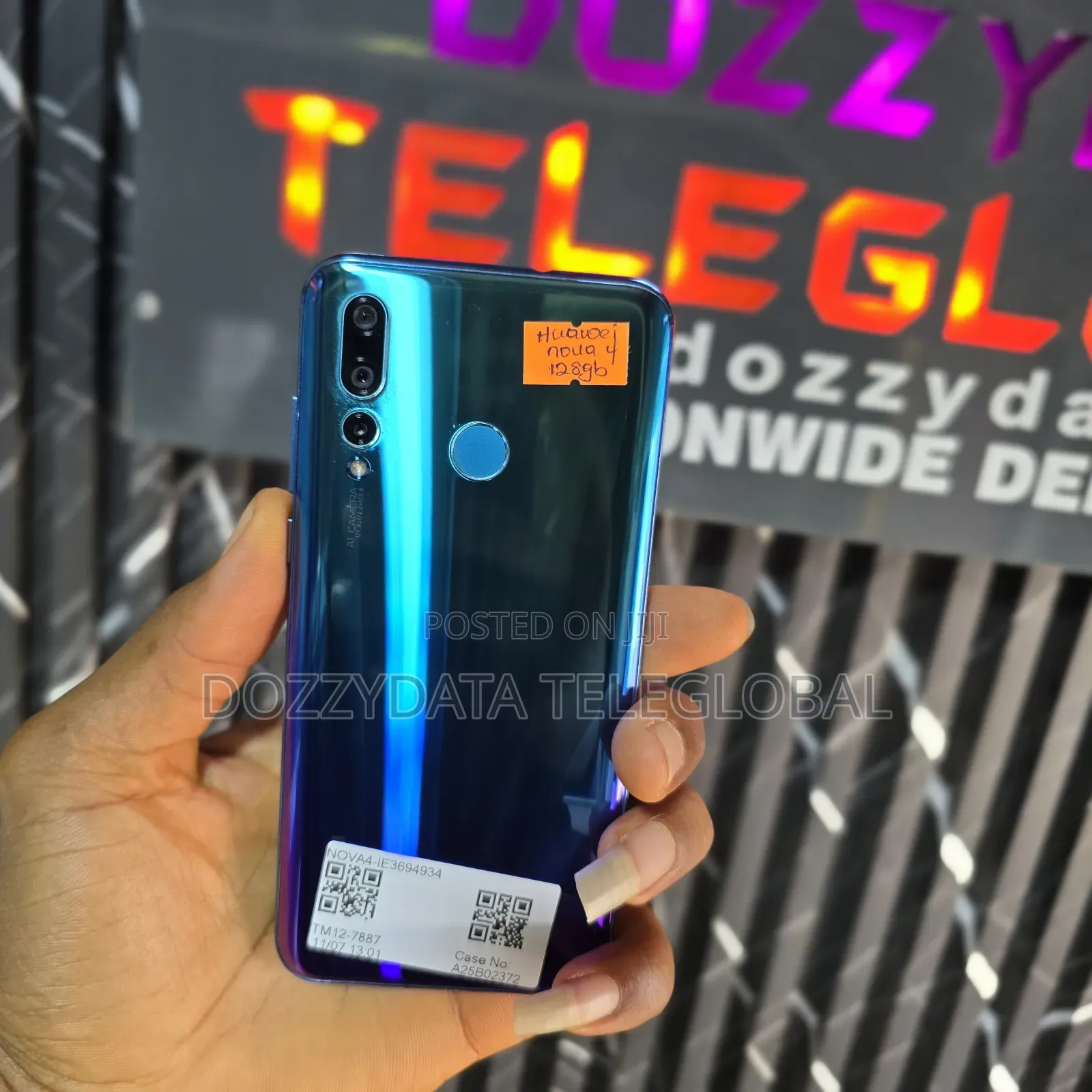 Huawei Nova 4 128 GB Blue