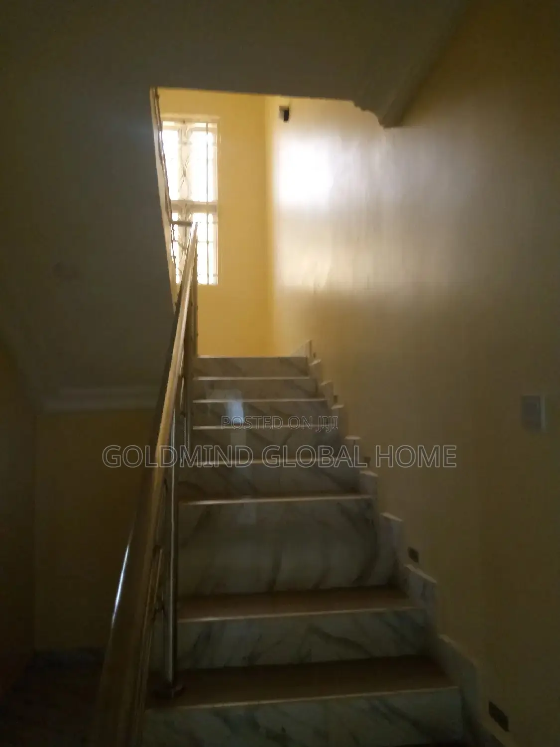 5bdrm Duplex in Gwarinpa, Life Camp for sale