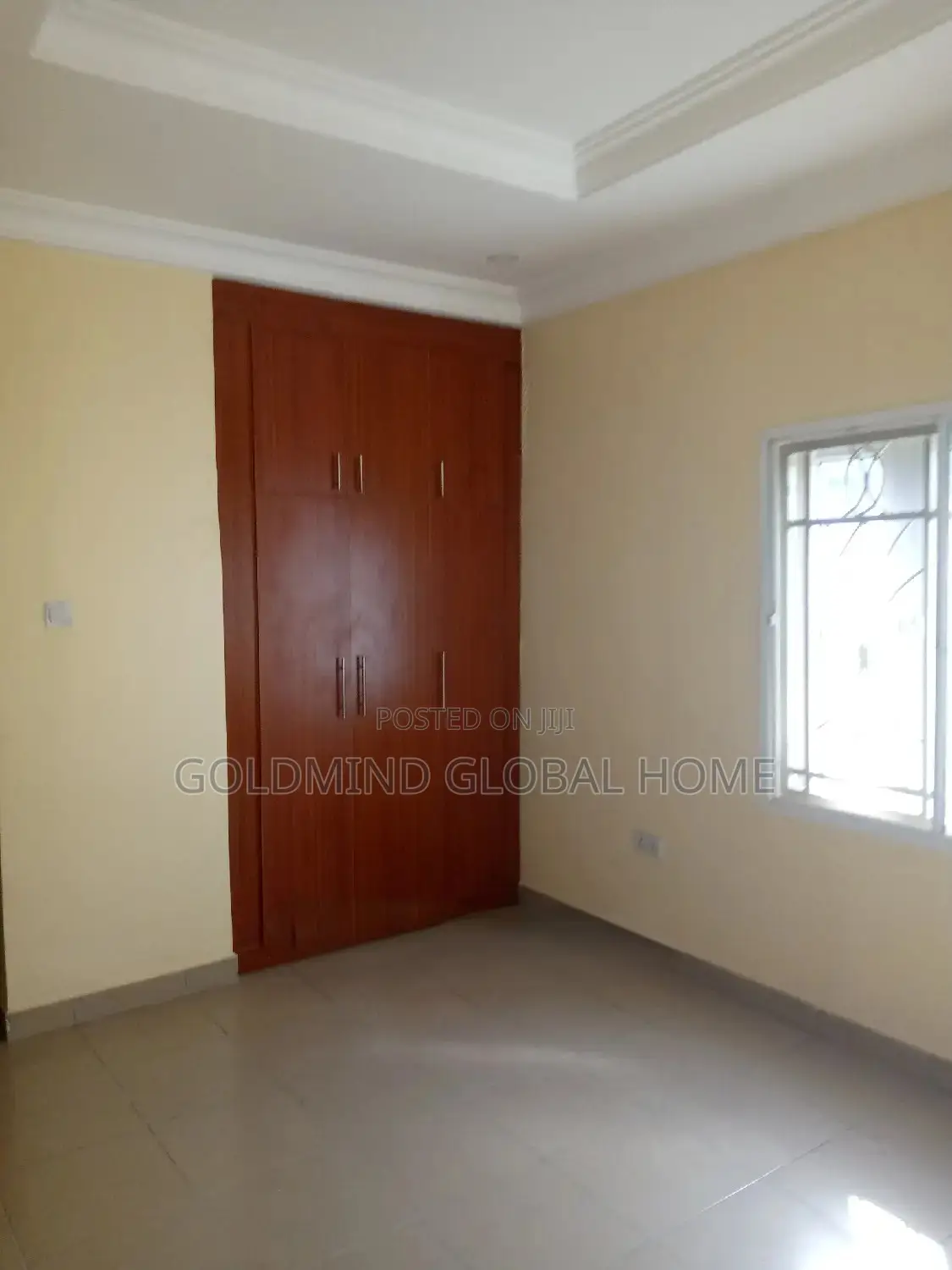 5bdrm Duplex in Gwarinpa, Life Camp for sale