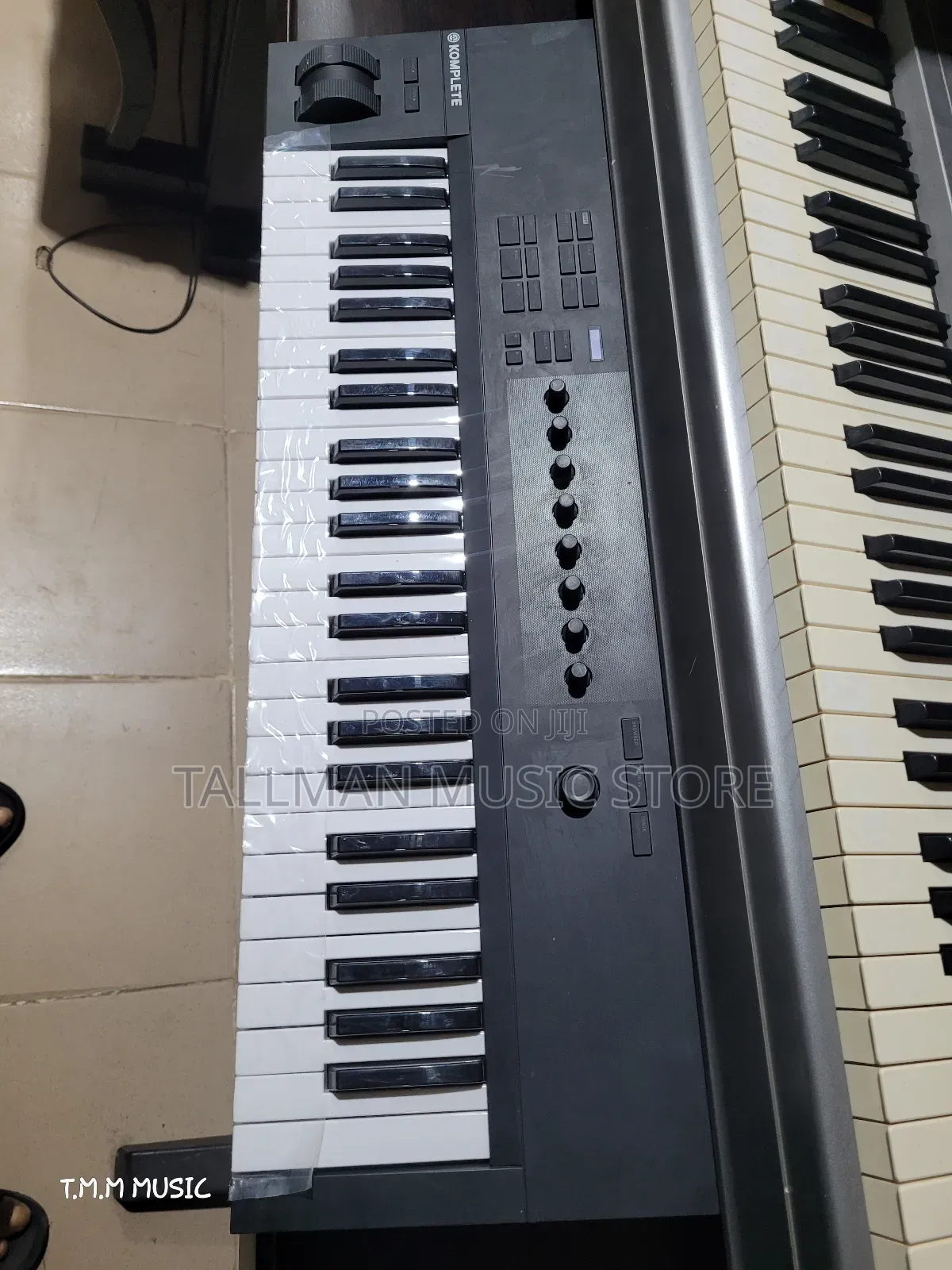 Komplete Kontrol A49