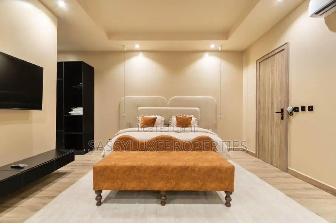 Luxury 1 Bedroom Loft With Pool