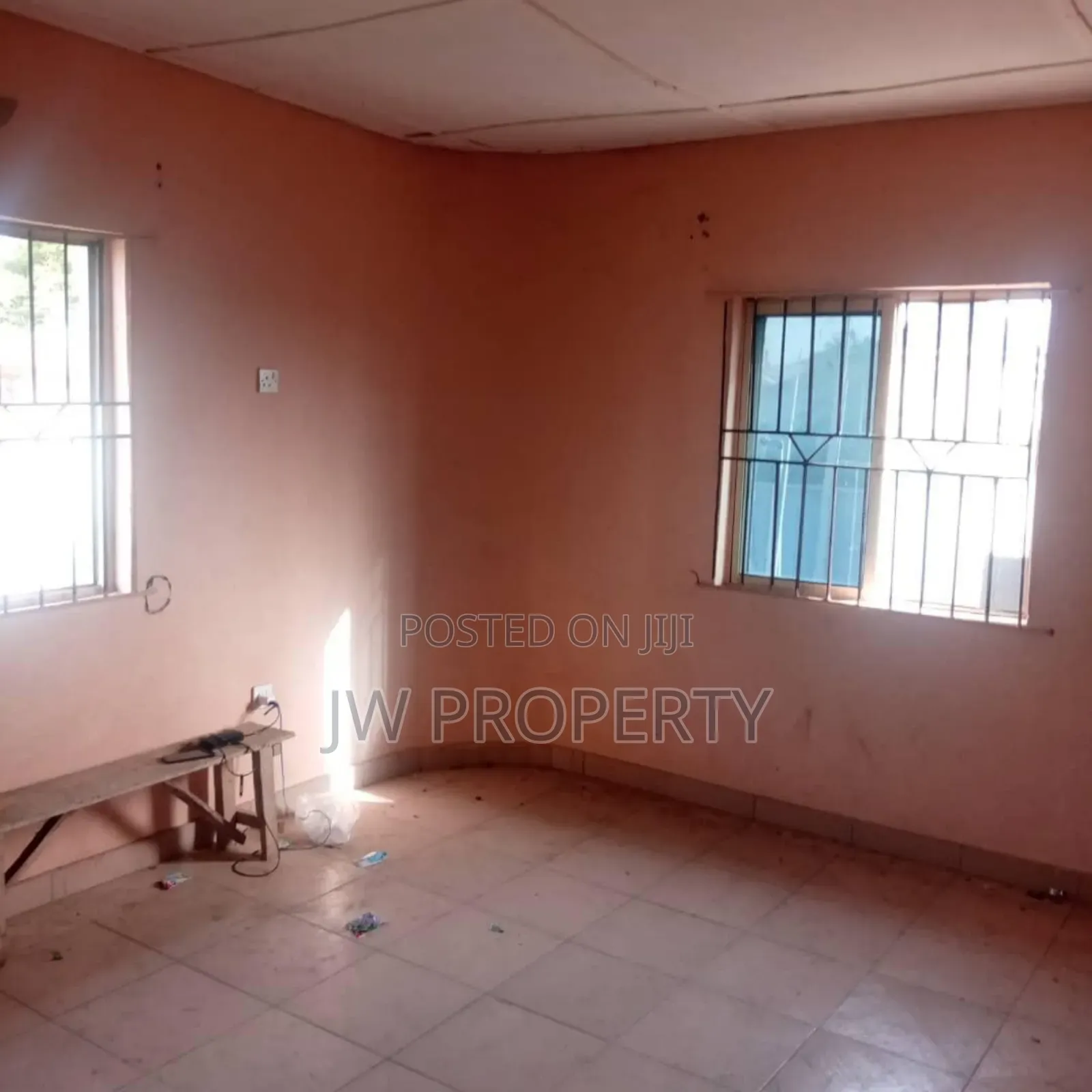 4bdrm Bungalow in Ijegun for sale