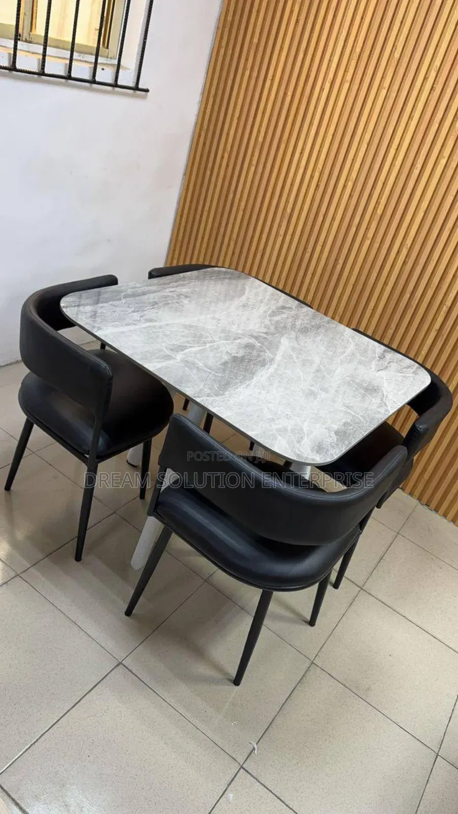 Beautiful Standard Dinning by 4