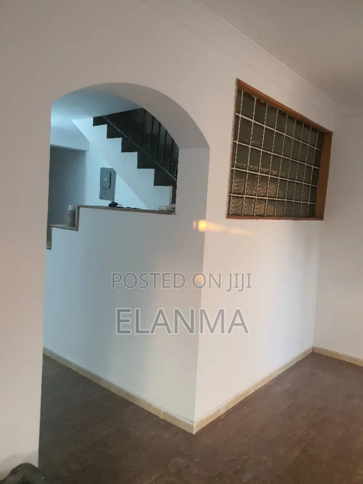 5bdrm Duplex in Vgc for rent