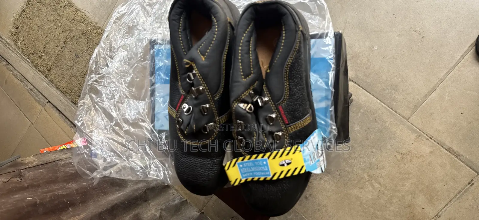 Armstrong Safety Shoes