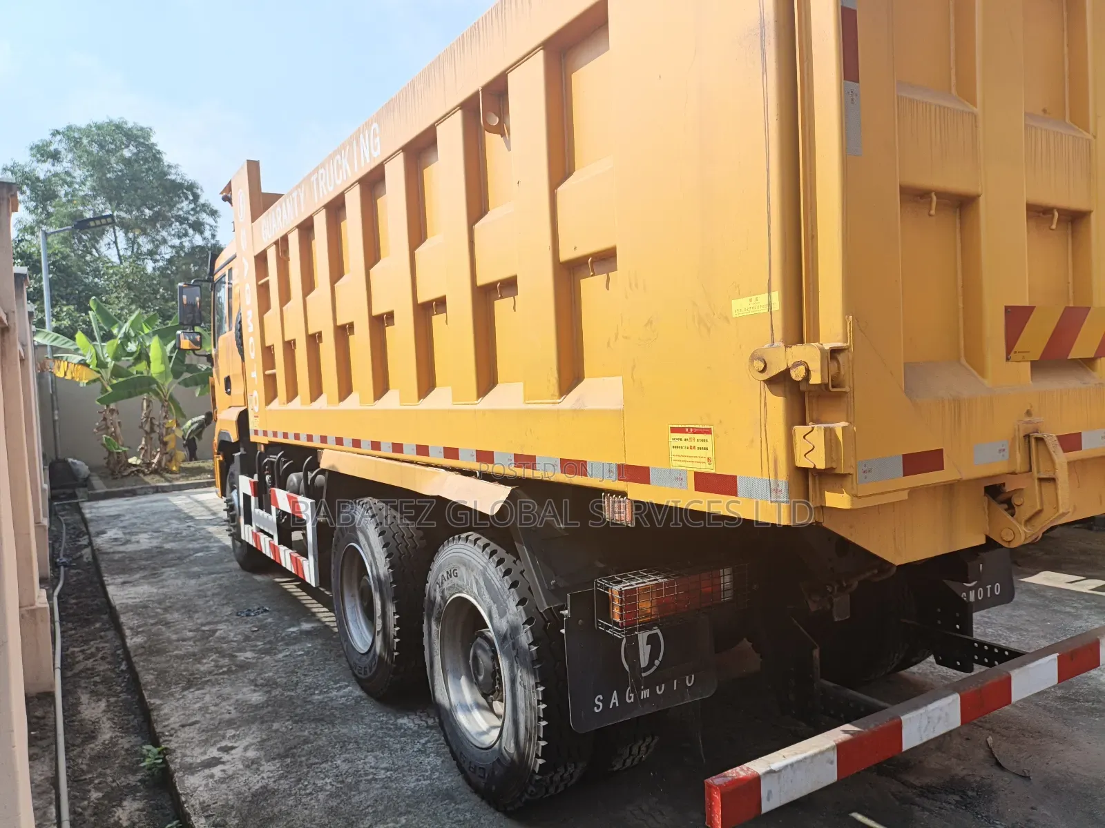 Sagmoto Dump Trucks for Sale