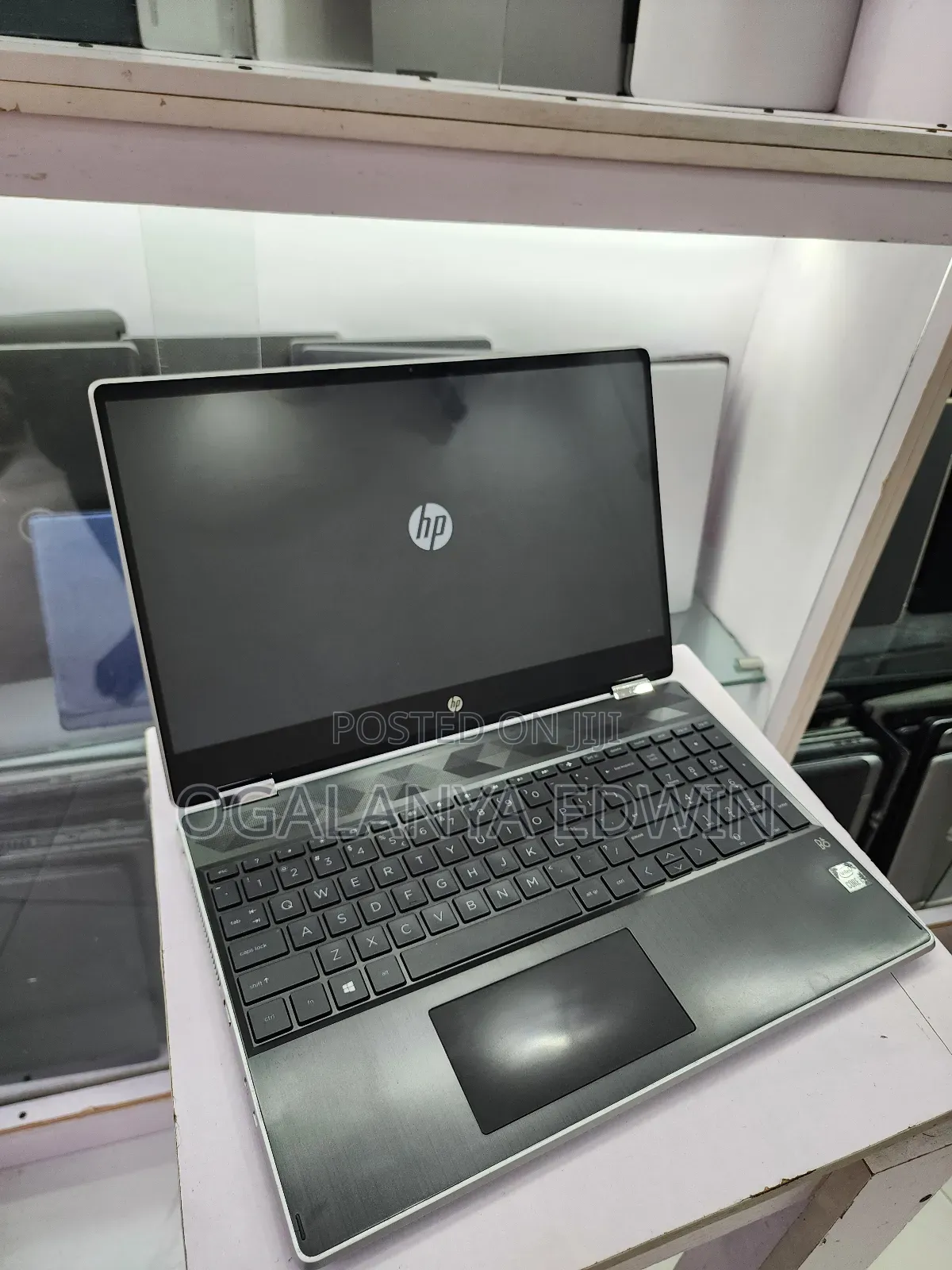 Laptop HP Pavilion 15-Cs3063cl 8GB Intel Core I5 HDD+SSD 1T