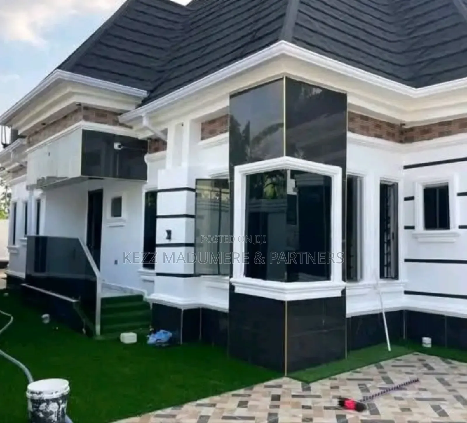 4bdrm Bungalow in Umuguma Owerri West for sale