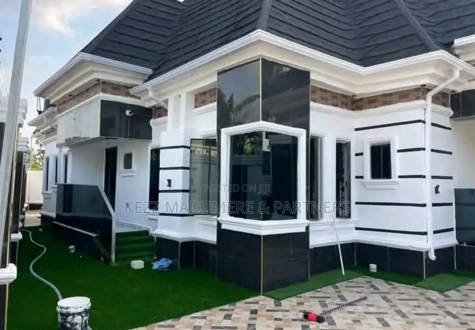 4bdrm Bungalow in Umuguma Owerri West for sale