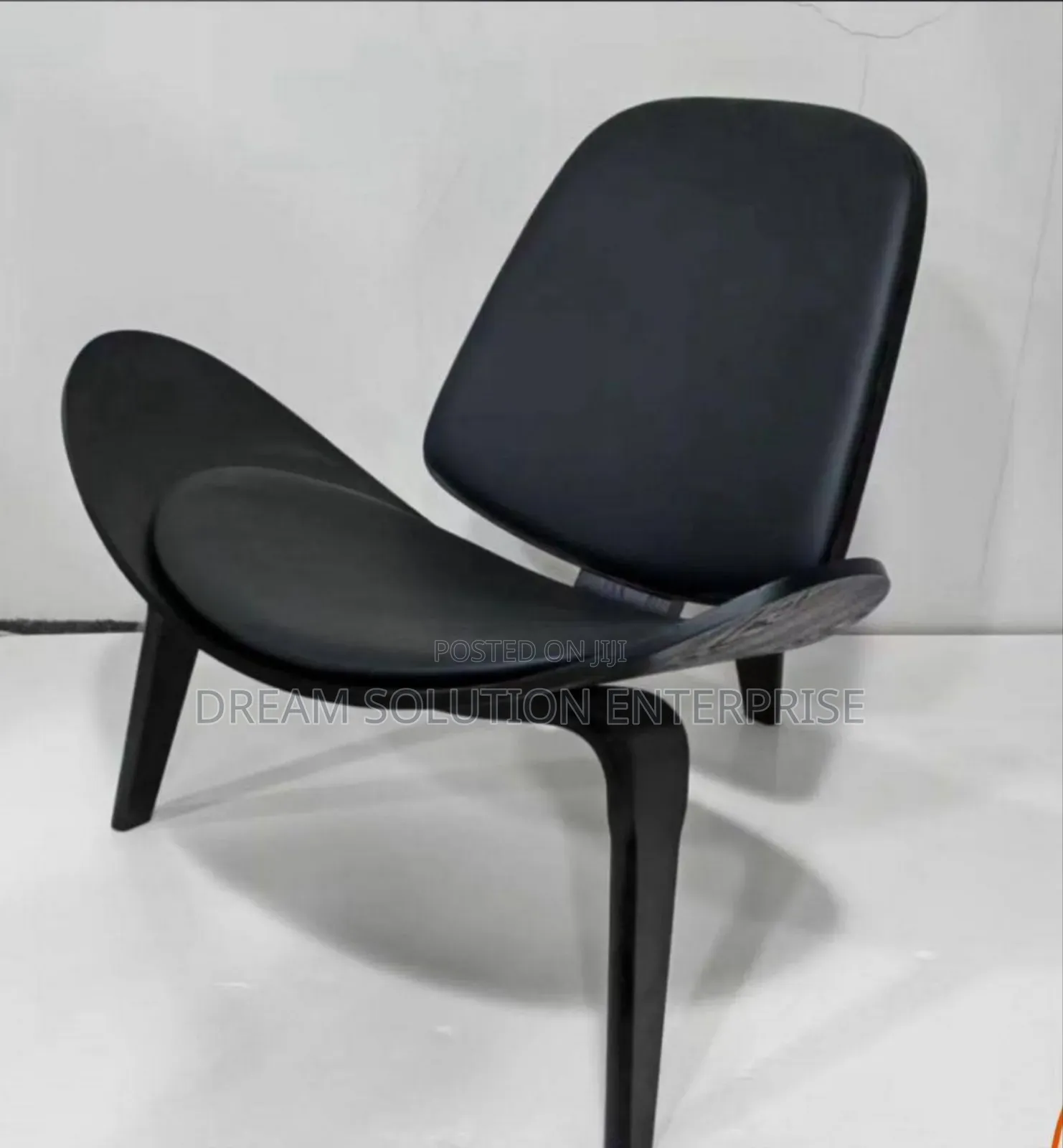 Podcast Standard Chair