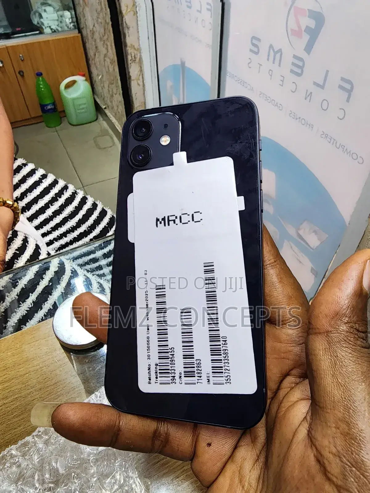 Apple iPhone 12 64 GB Black