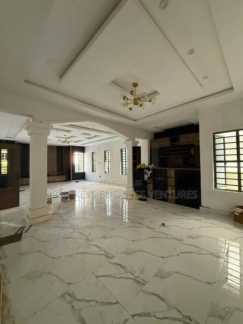 Furnished 4bdrm Duplex in Engr. Lere Adigun, Basorun for sale