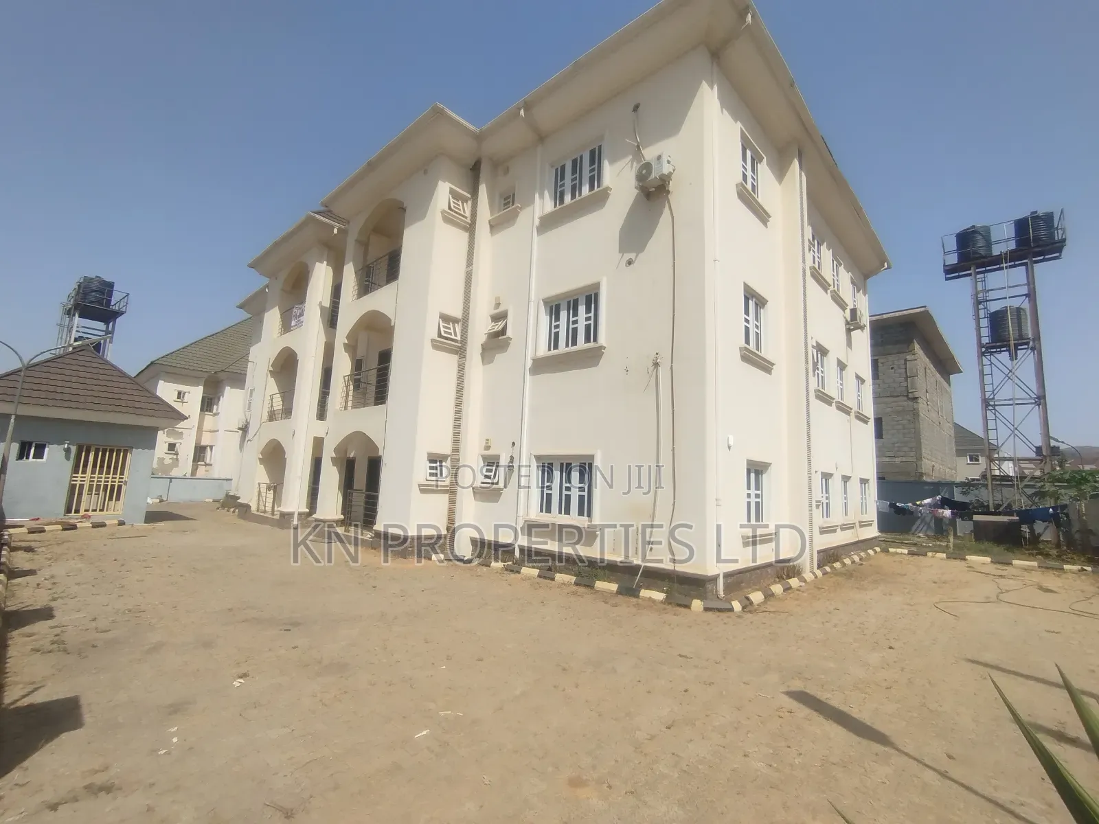 3bdrm Block of Flats in Wuye for sale