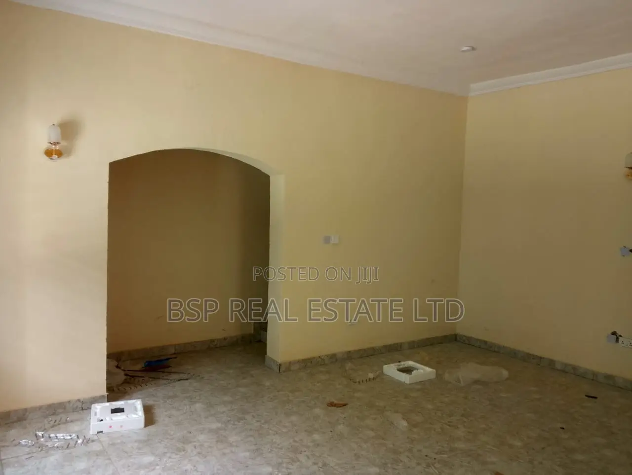 3bdrm Block of Flats in Idu for sale