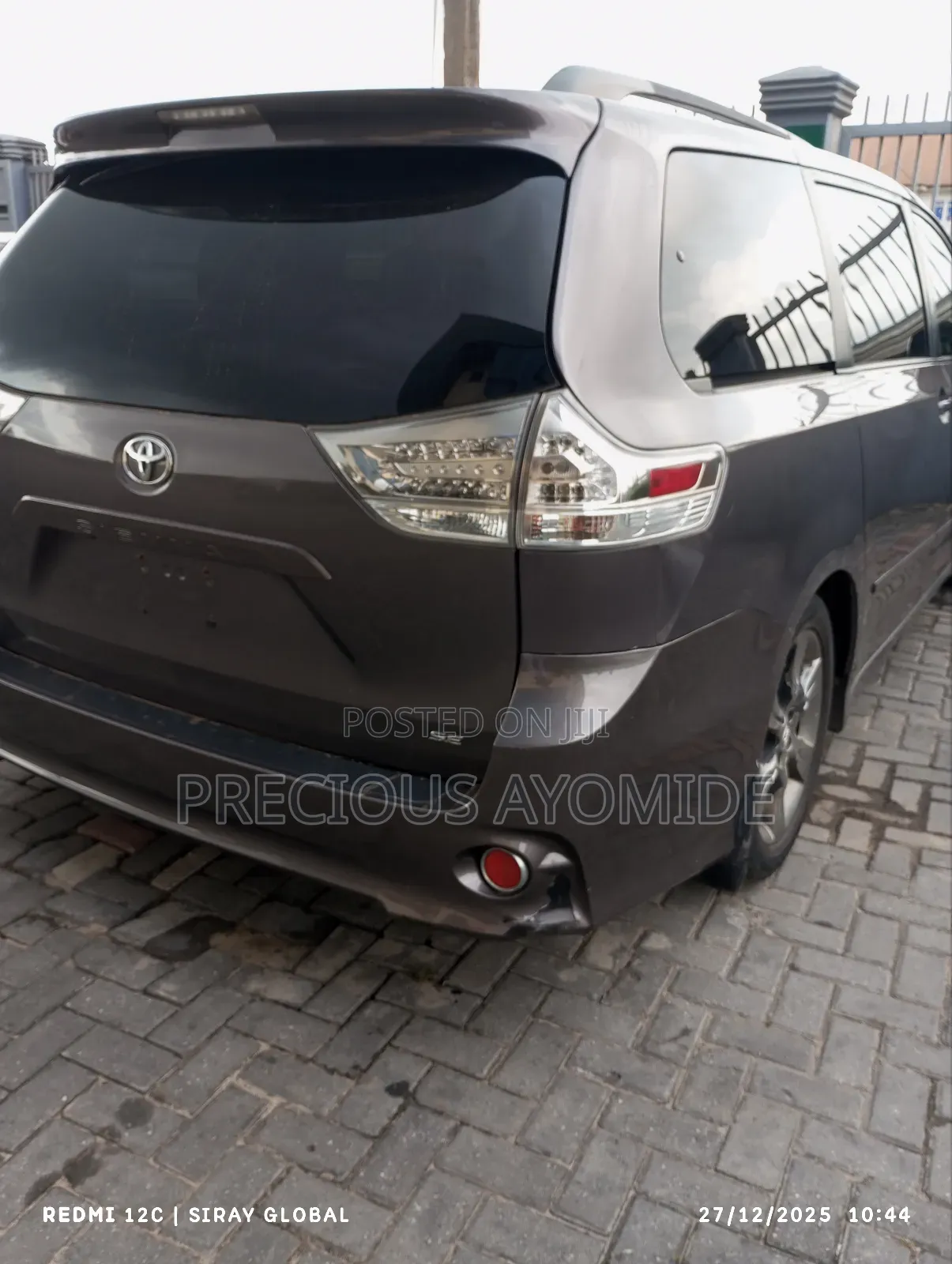 Toyota Sienna 2013 Gray