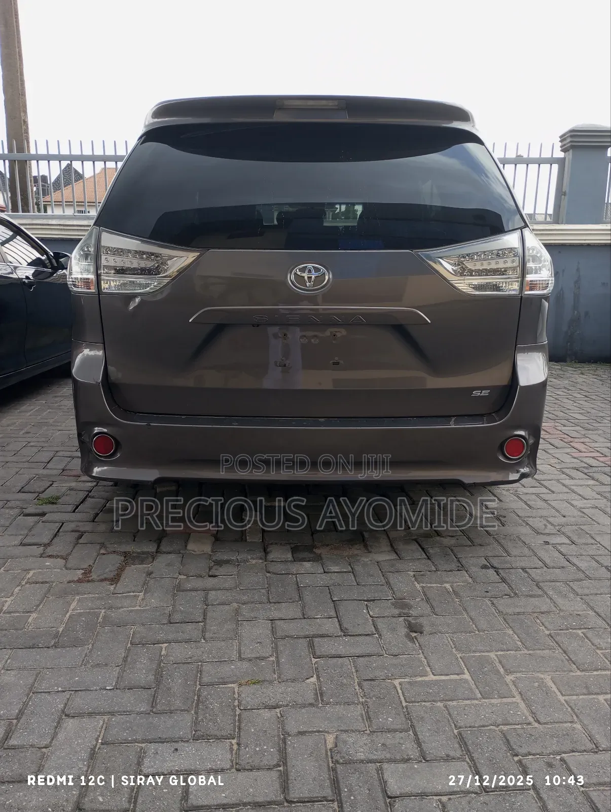 Toyota Sienna 2013 Gray