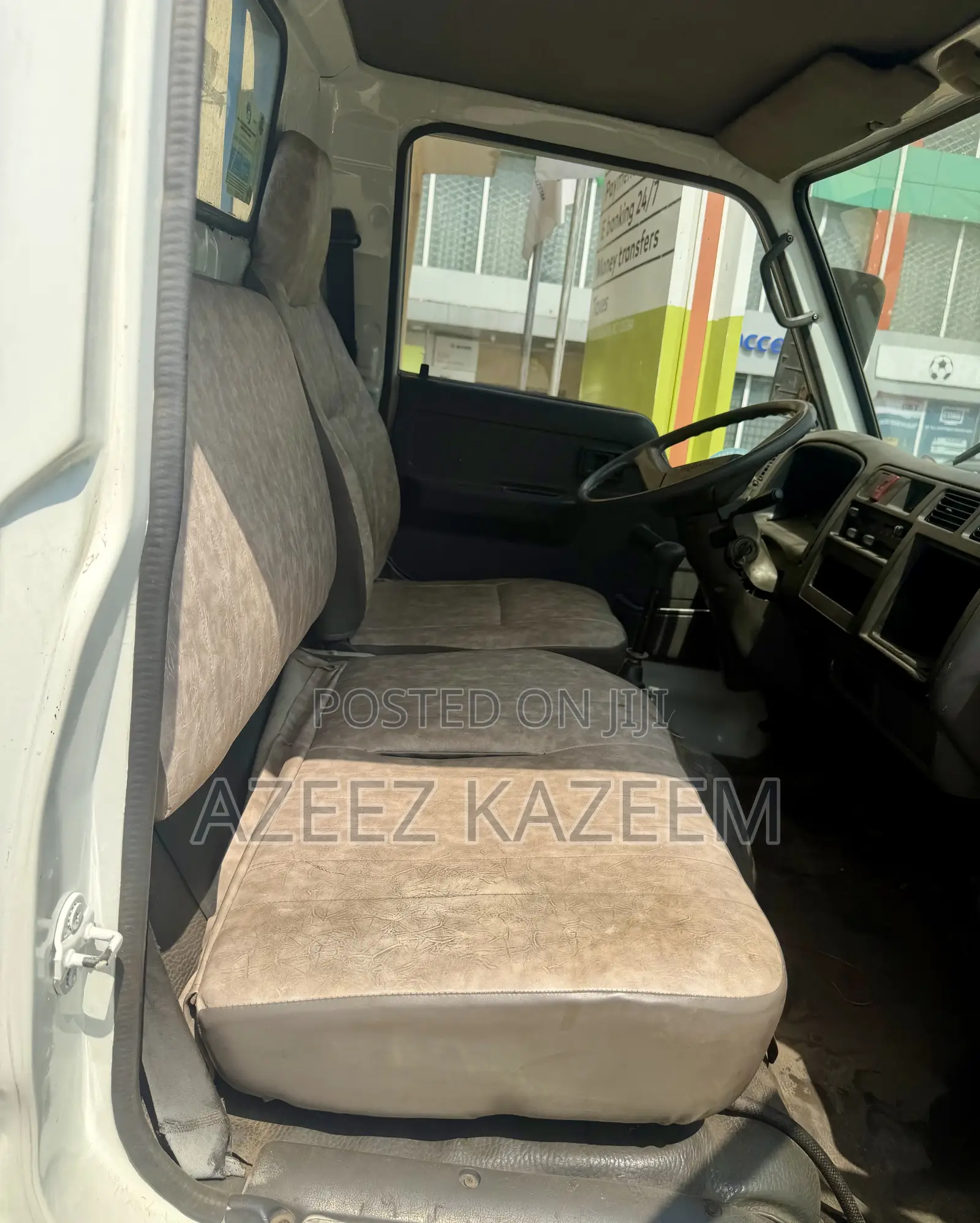 Toyota Dyna 150 Six Tyres 2rz Engine, Registered