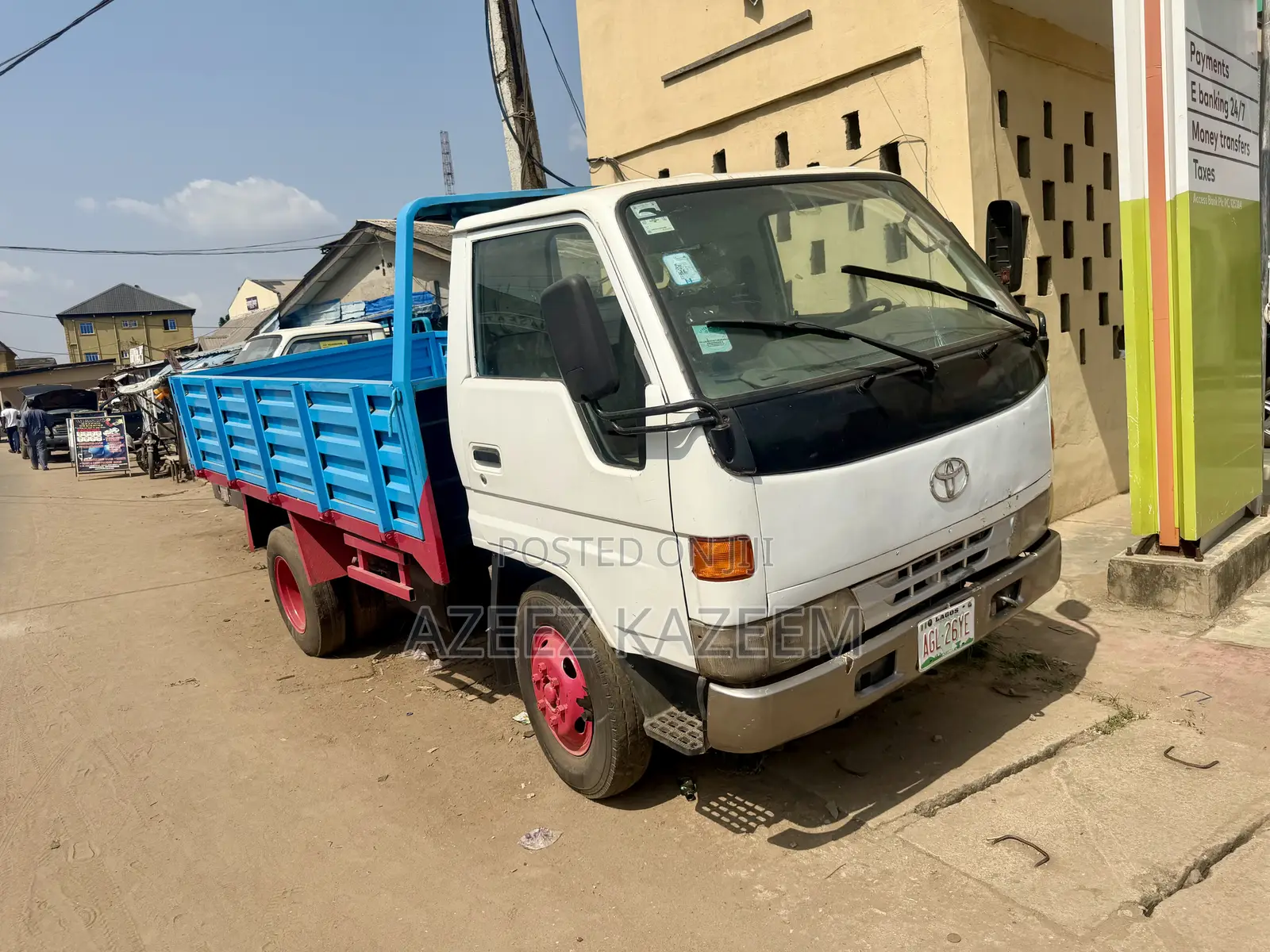 Toyota Dyna 150 Six Tyres 2rz Engine, Registered