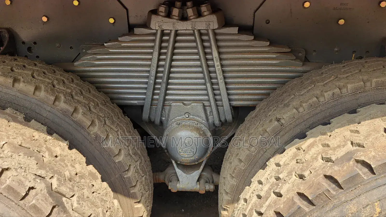 Super Clean Tokunbo Howo Tipper 12 Tyres 2015 Red