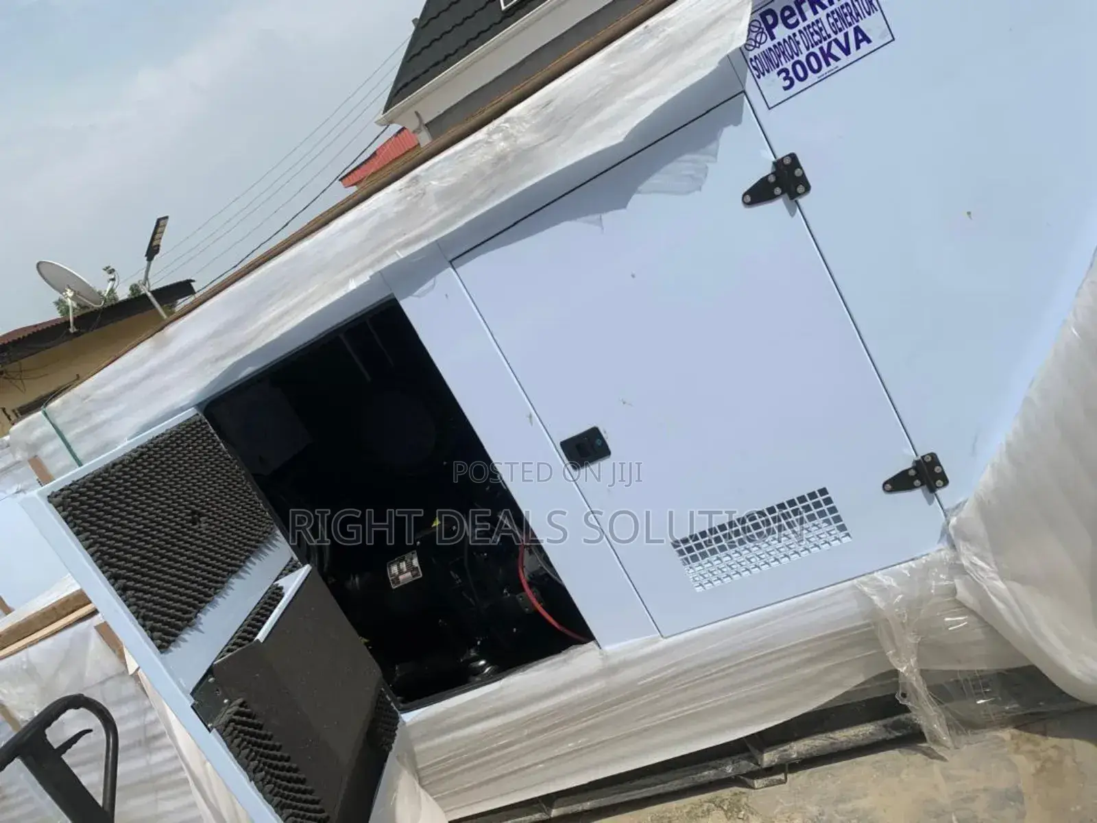 300 Kva Perkins Powered Generator - Low Noise Fuel Efficient