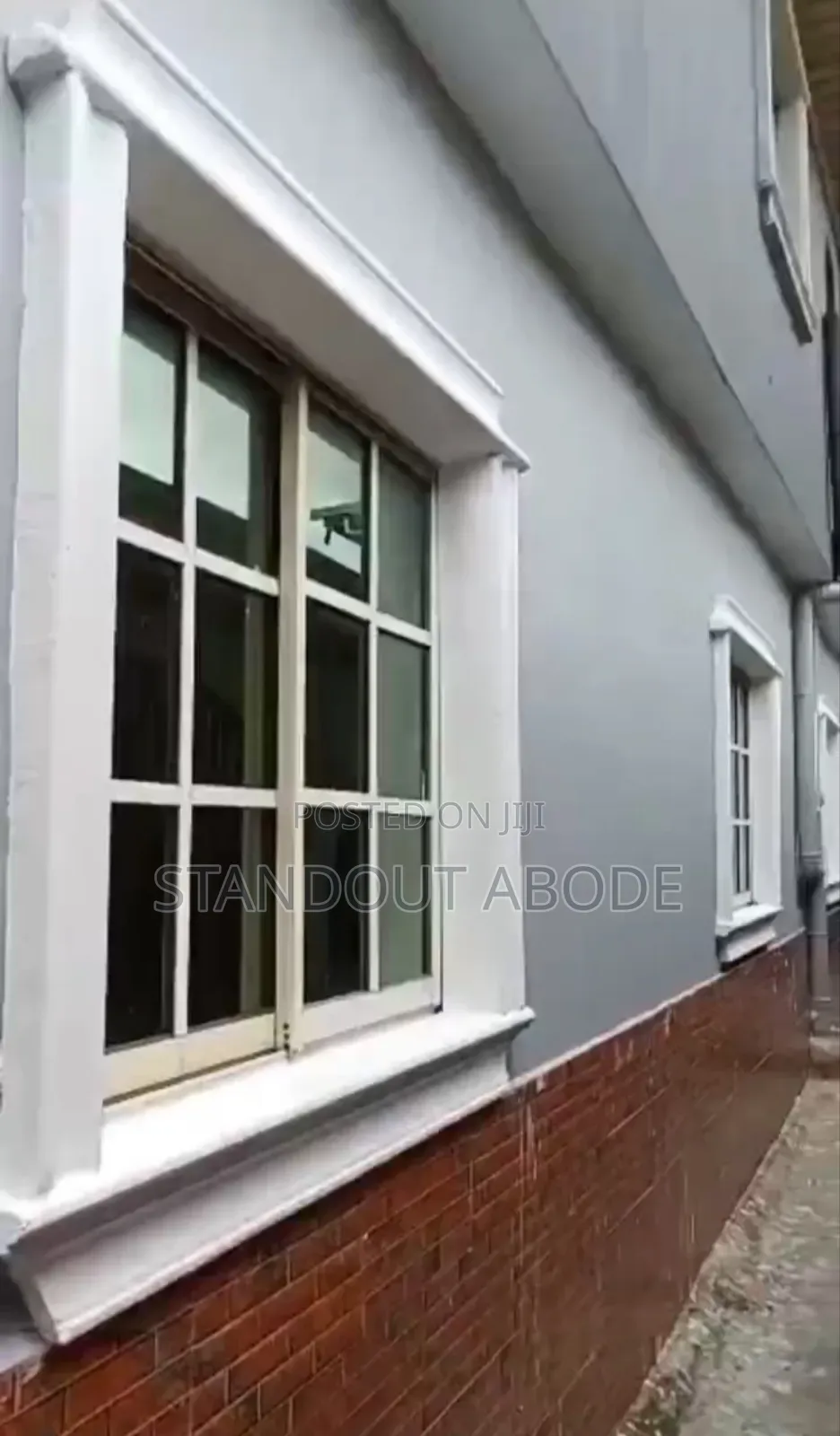 3bdrm Block of Flats in In A Secure Location, Igando / Ikotun/Igando