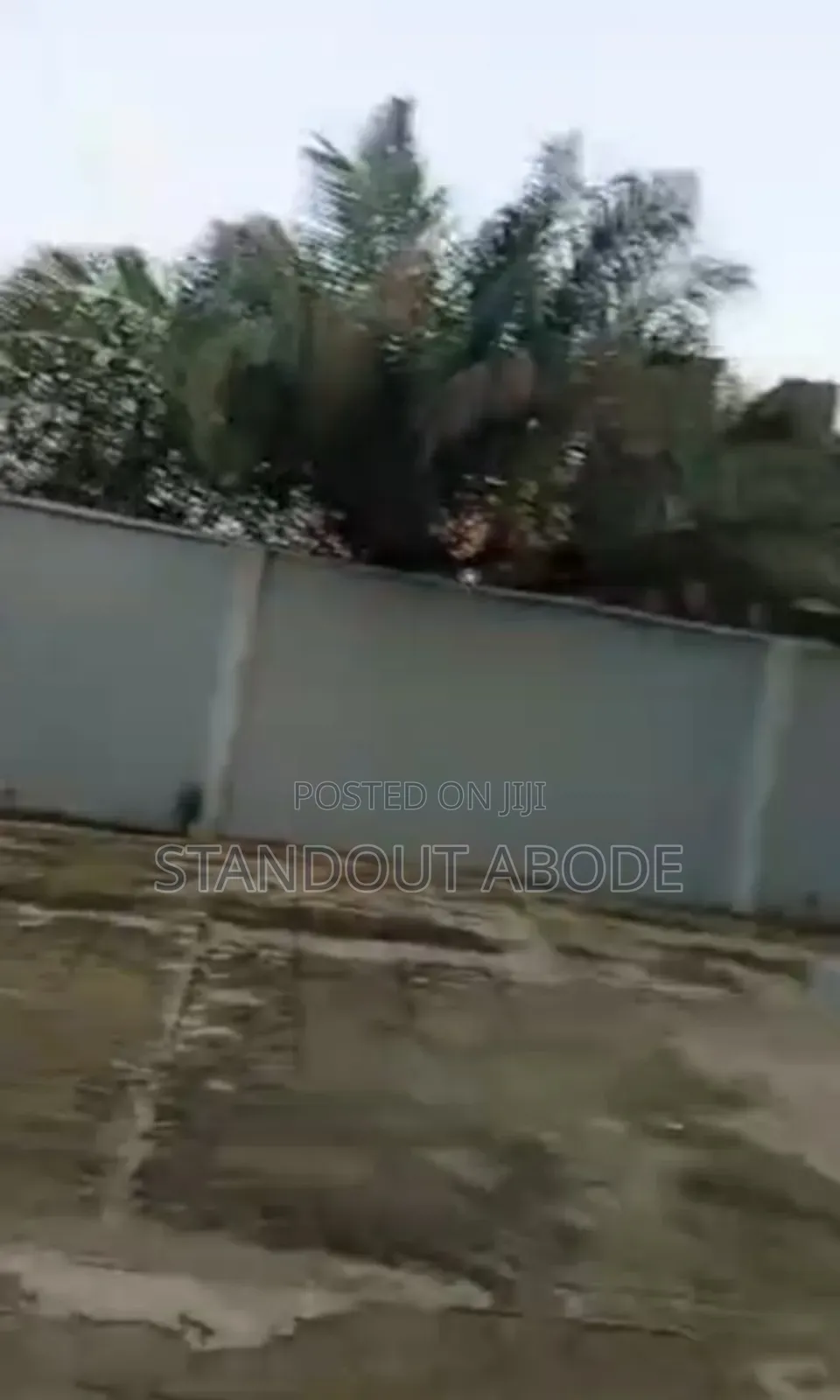 4bdrm Duplex in In A Good Location, Abaranje for sale