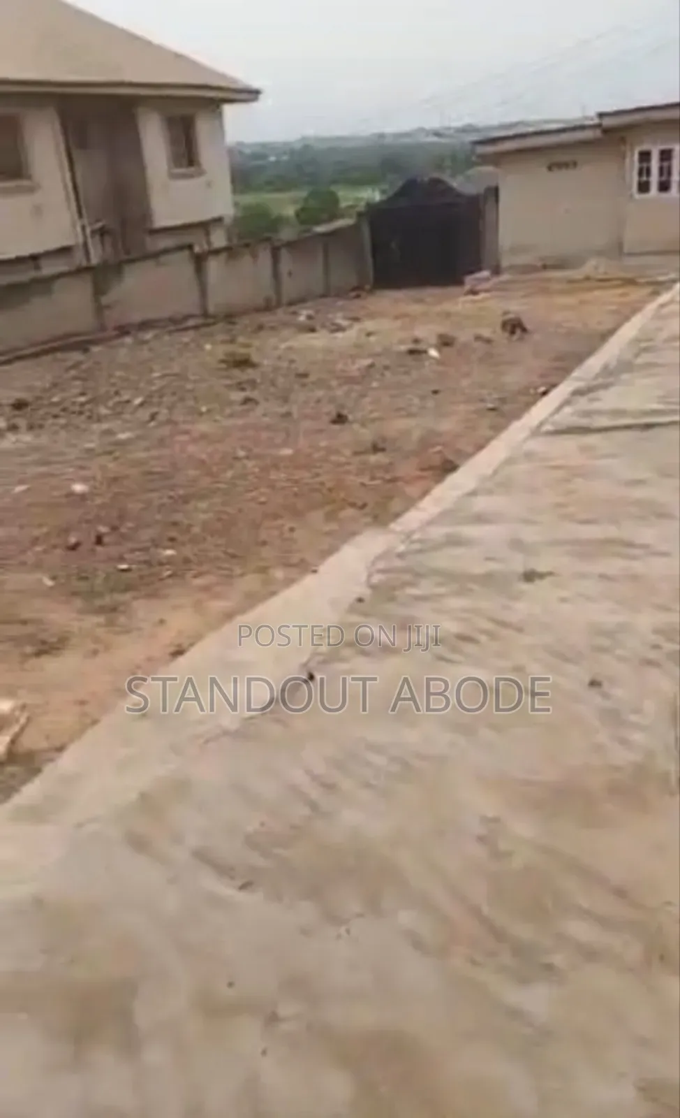 8bdrm Block of Flats in Eyita Ikorodu for sale