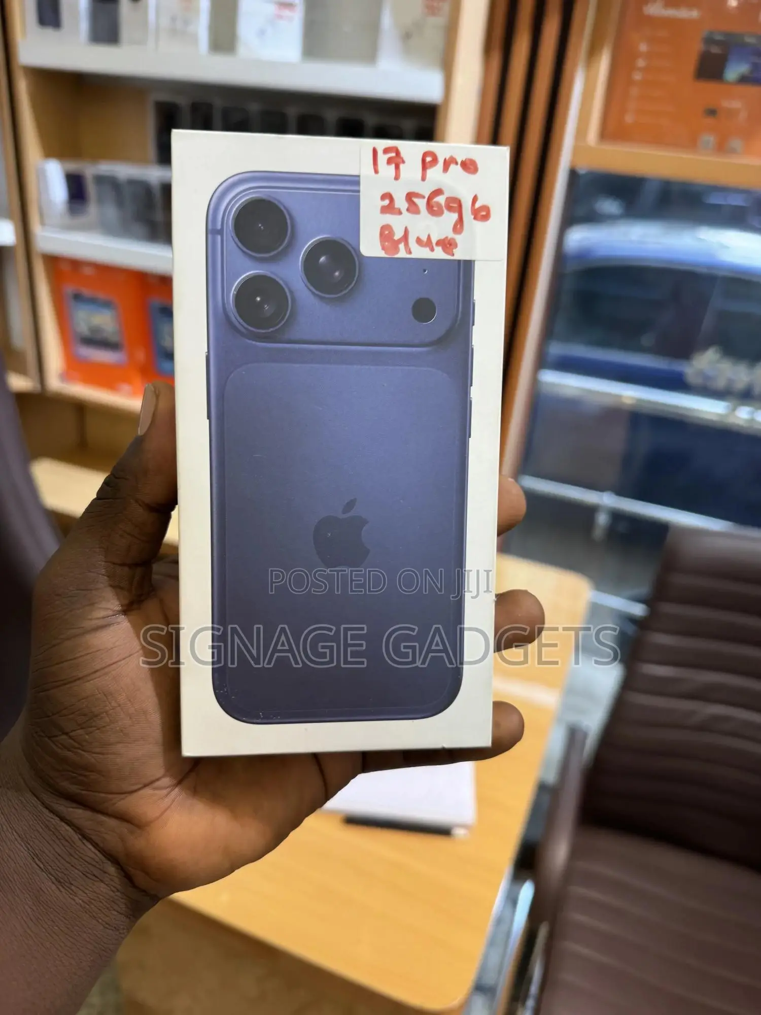 New Apple iPhone 17 Pro 256 GB Blue