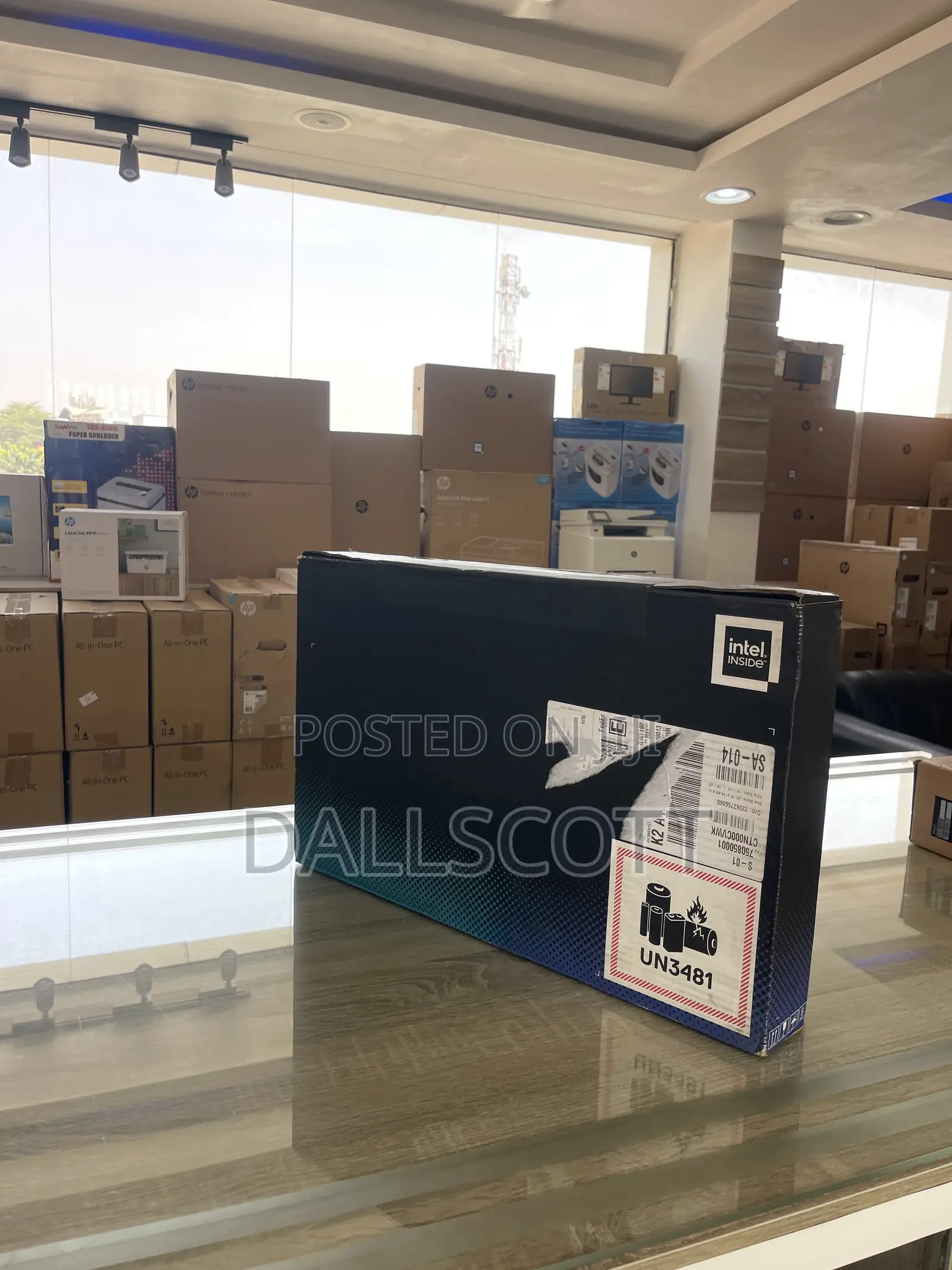 New Laptop Alienware Area-51m 64GB Intel Core Ultra 9 SSD 4T