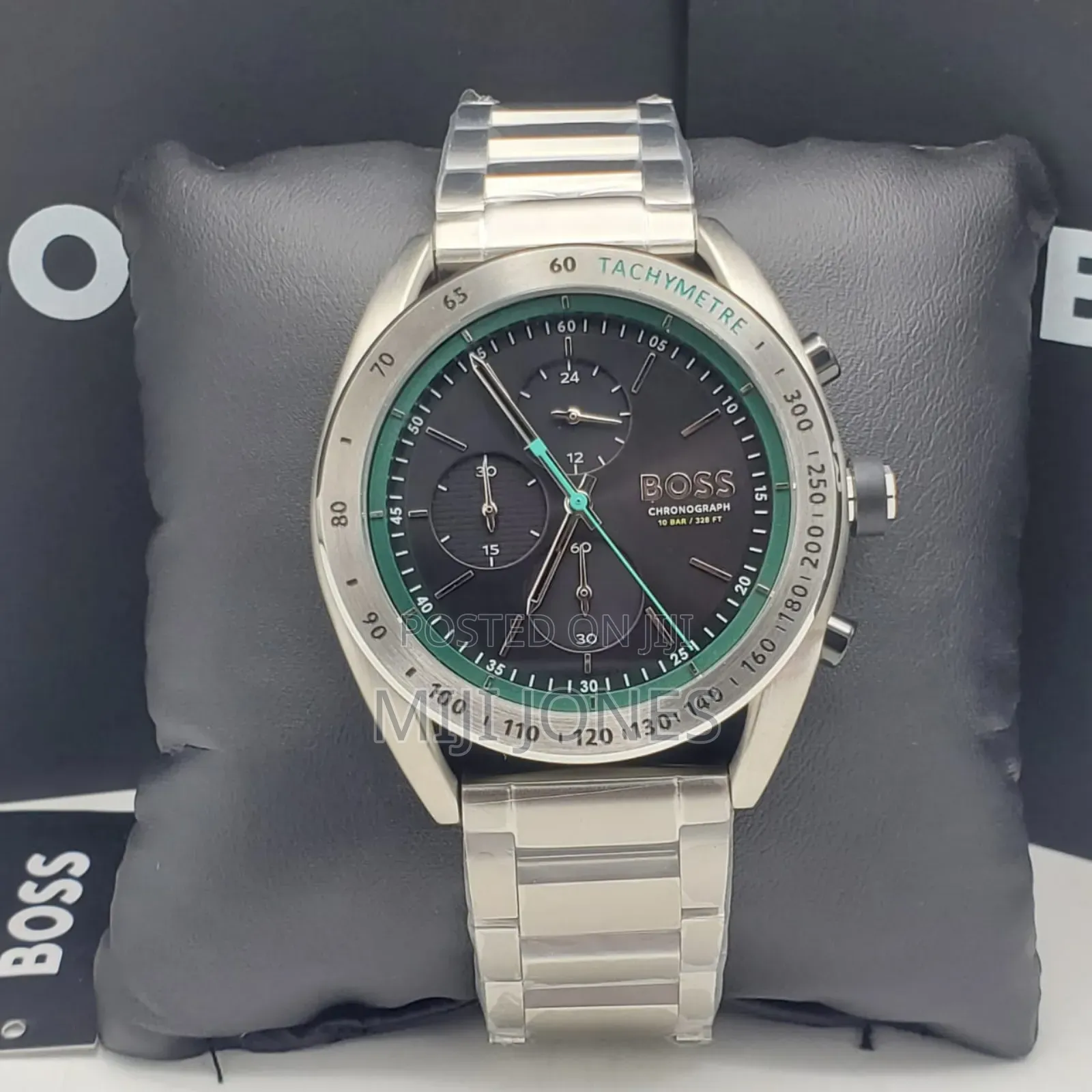 *Boss‐Inspired Men’S Chain‐Strap Battery‐Powered Watch*