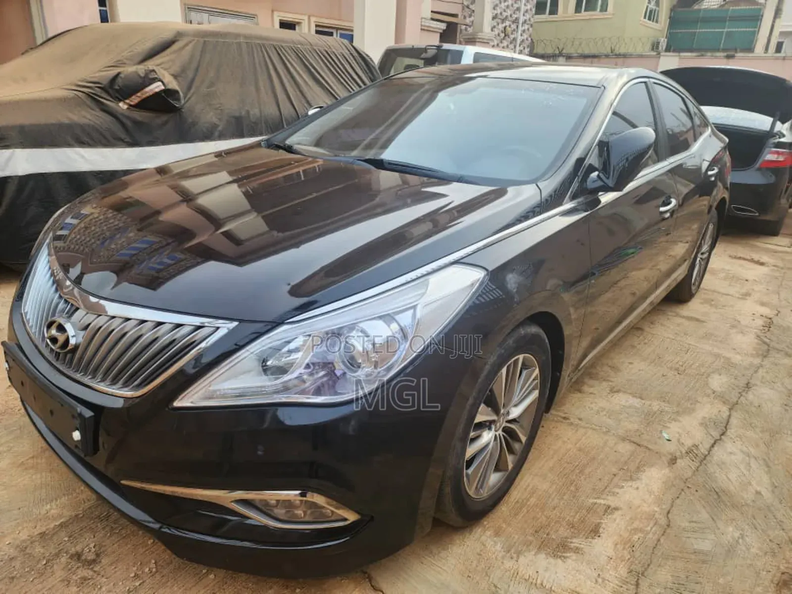 Hyundai Grandeur 2015 Black