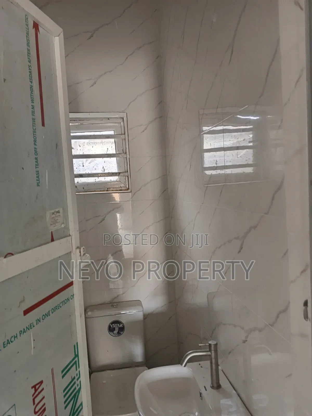 2bdrm Block of Flats in Freedom Estate, Igbogbo for rent