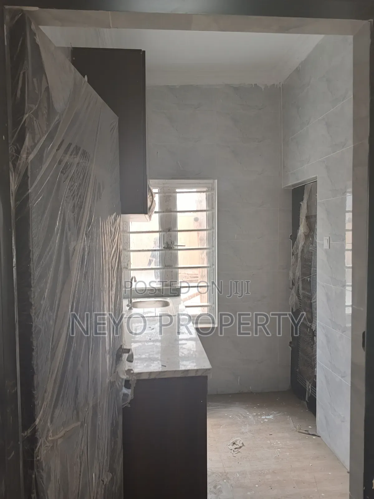 2bdrm Block of Flats in Freedom Estate, Igbogbo for rent