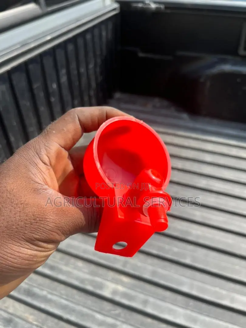 Bucket Nipple
