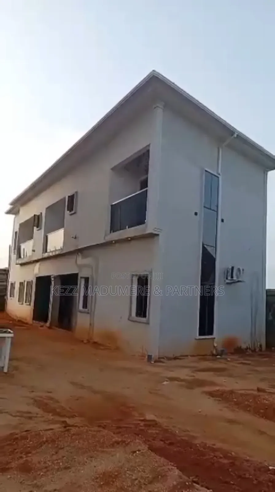 6bdrm Duplex in Imo Power Layout, for sale
