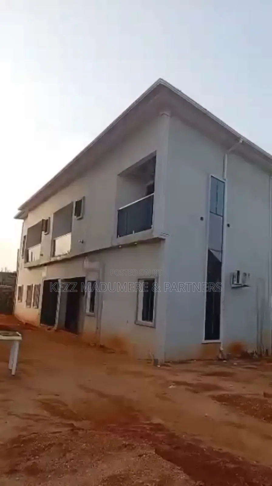 6bdrm Duplex in Imo Power Layout, for sale