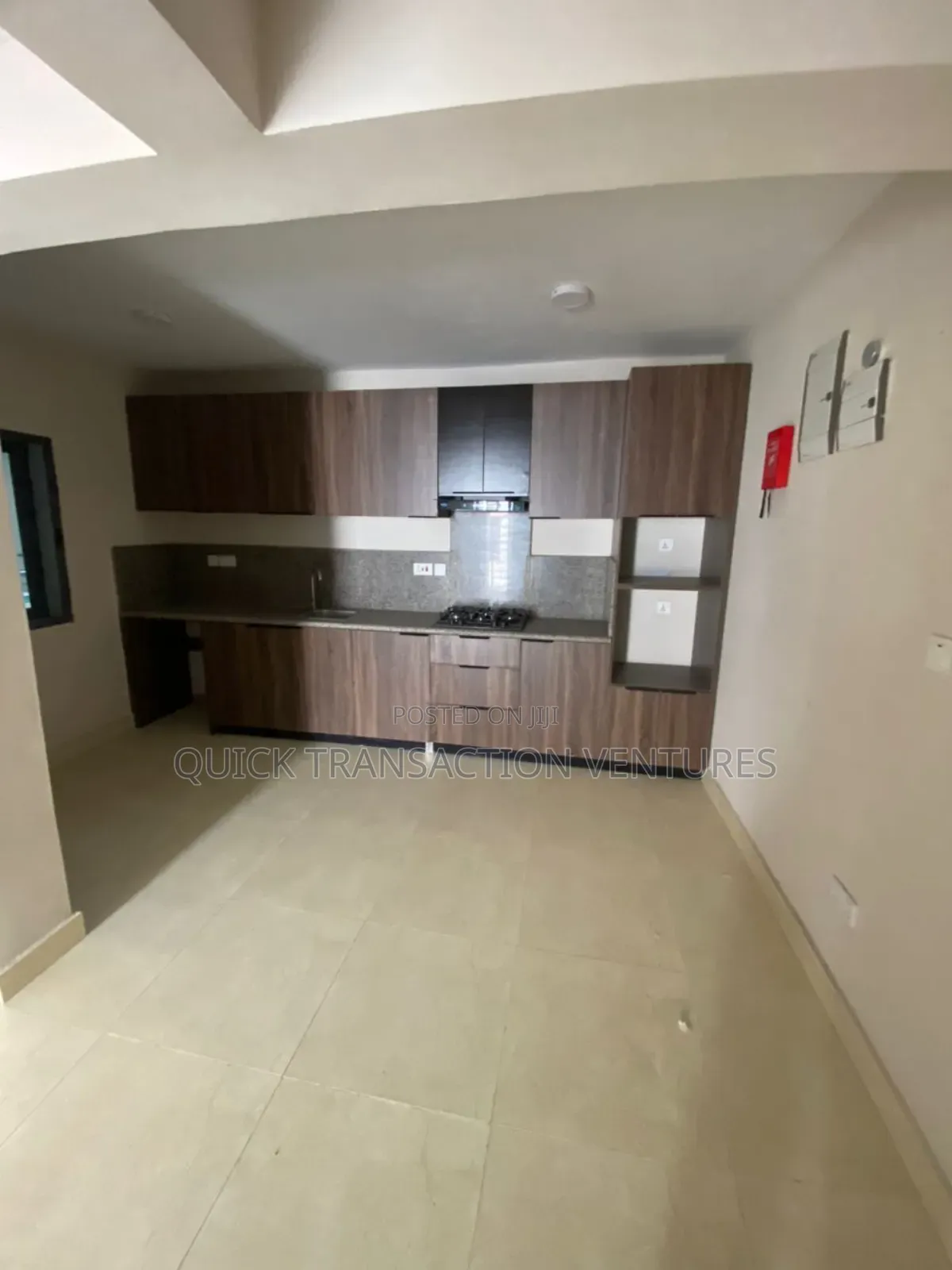 3bdrm Maisonette in Osapa london for rent