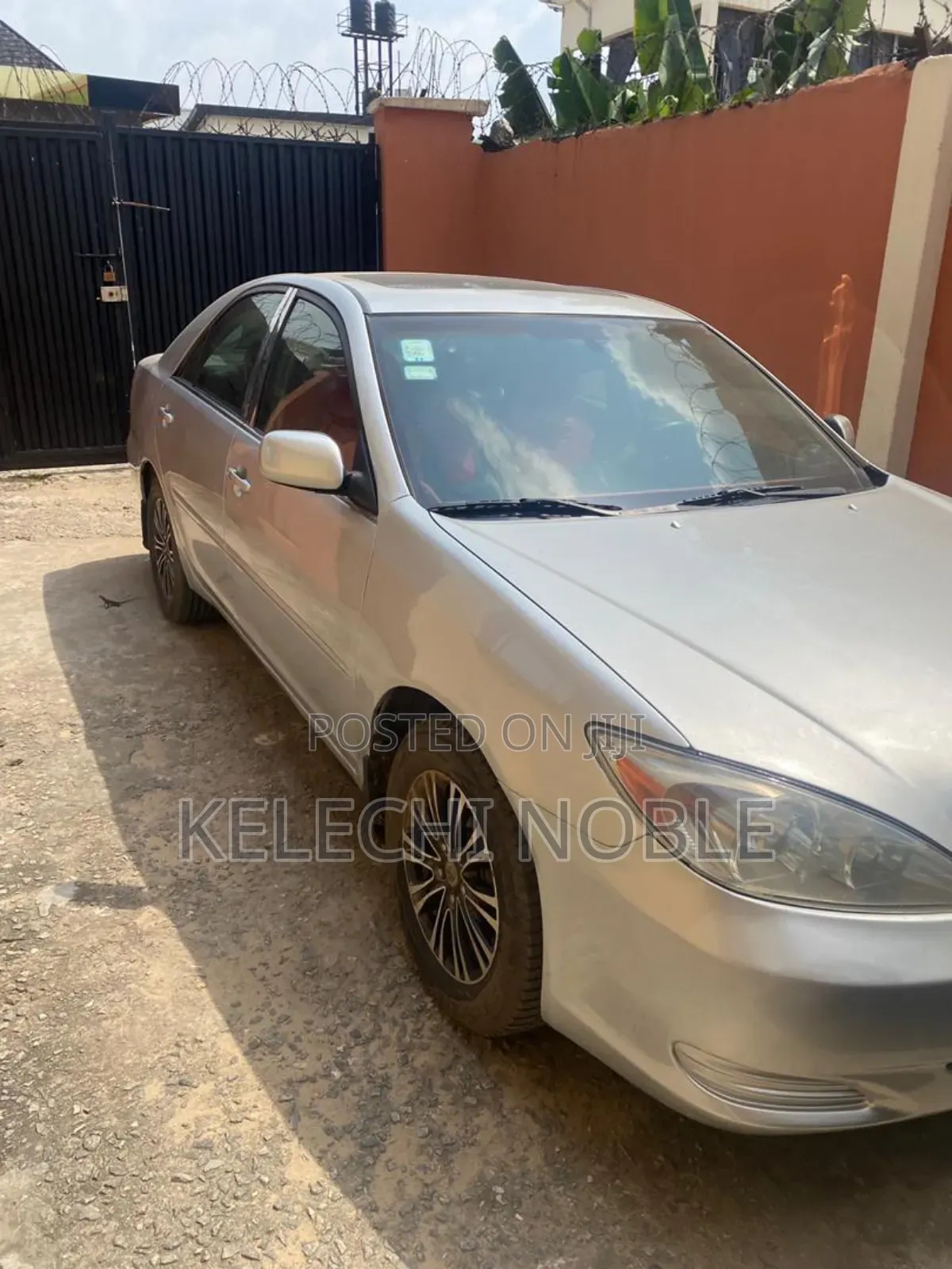 Toyota Camry LE 4dr Sedan (2.4L 4cyl 5M) 2003 Silver