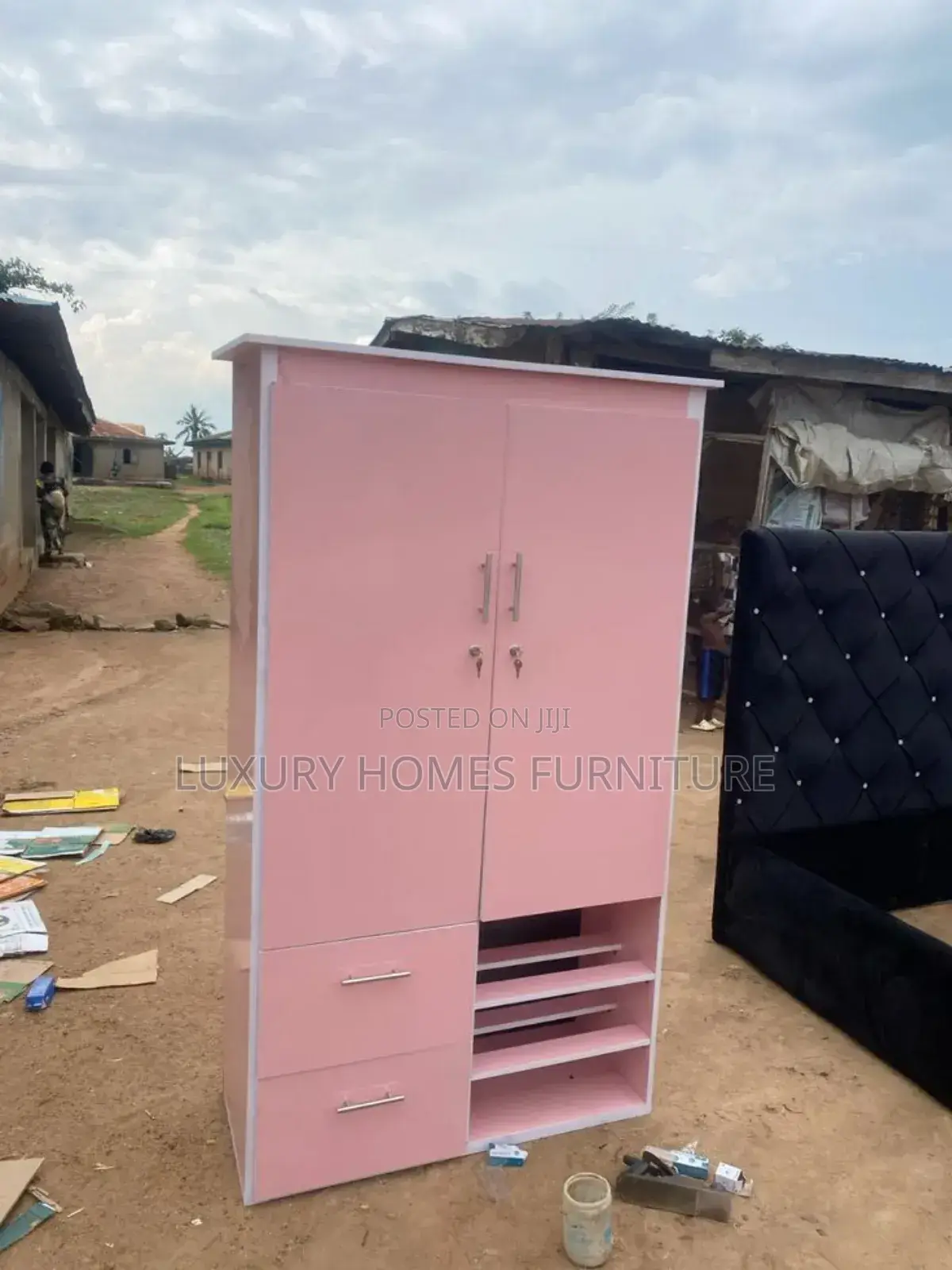 Standard 2 Doors Wardrobe With Open Shelves