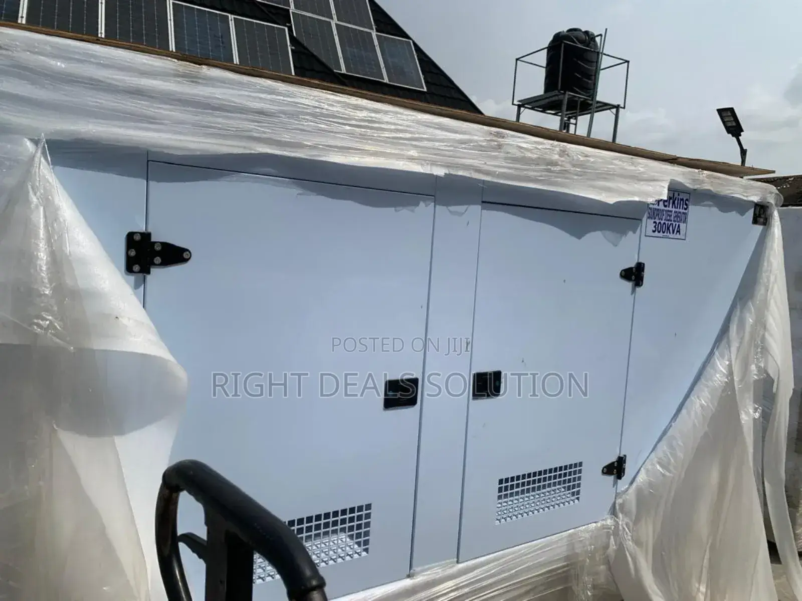 Heavy-Duty Perkins 300kva Diesel Genset With Soundproof Canopy