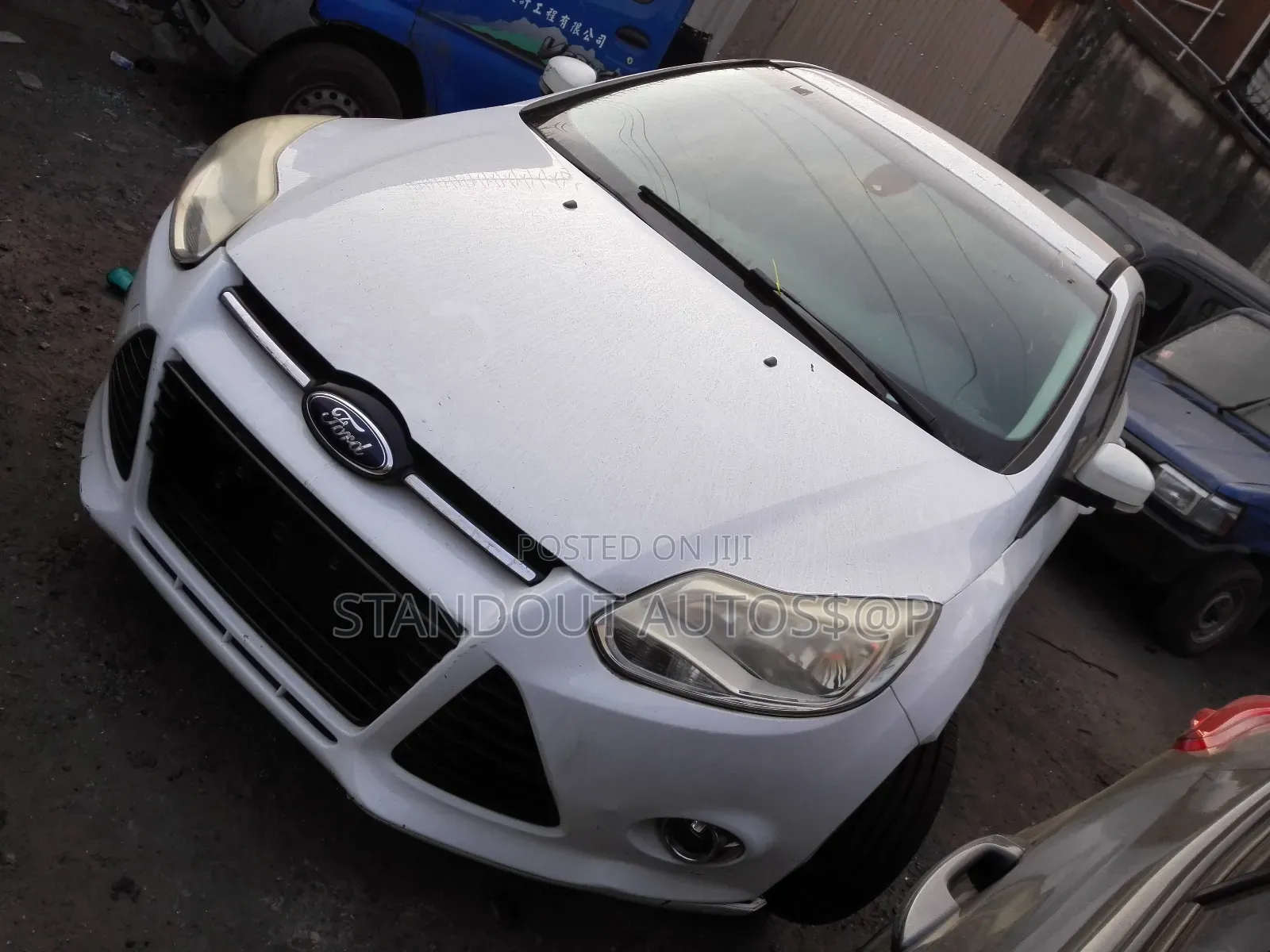 Ford Focus SE 4dr Hatchback (2.0L 4cyl 5M) 2014 White