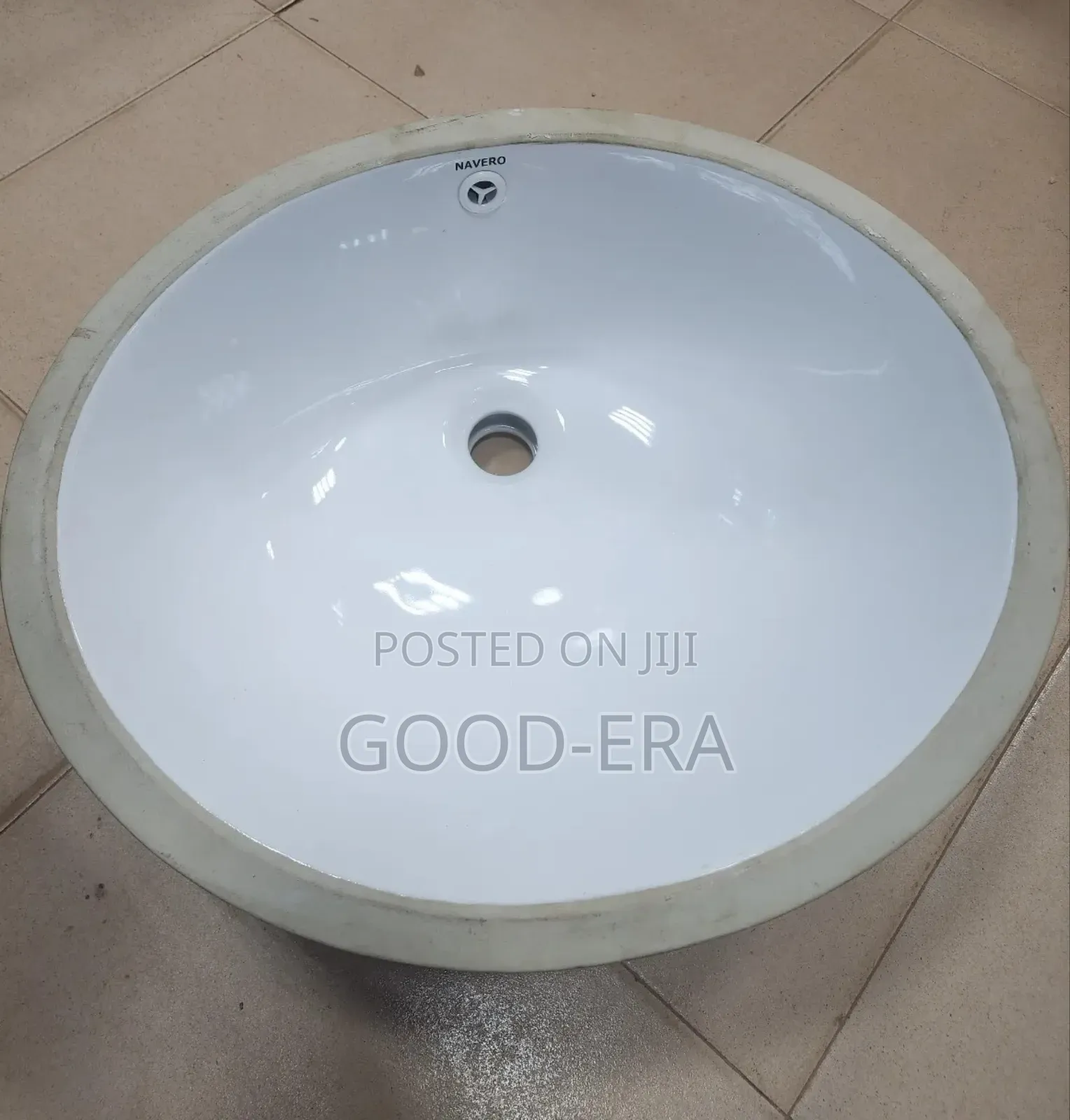 Vanity Round Under Basin
